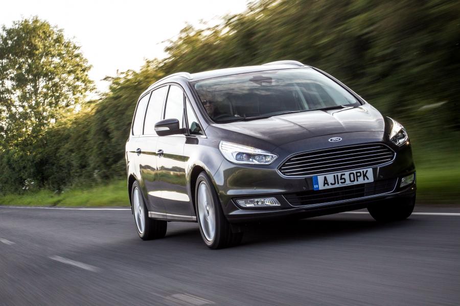  Ford Galaxy 2015 года  (UK) (фото 18 из 27)